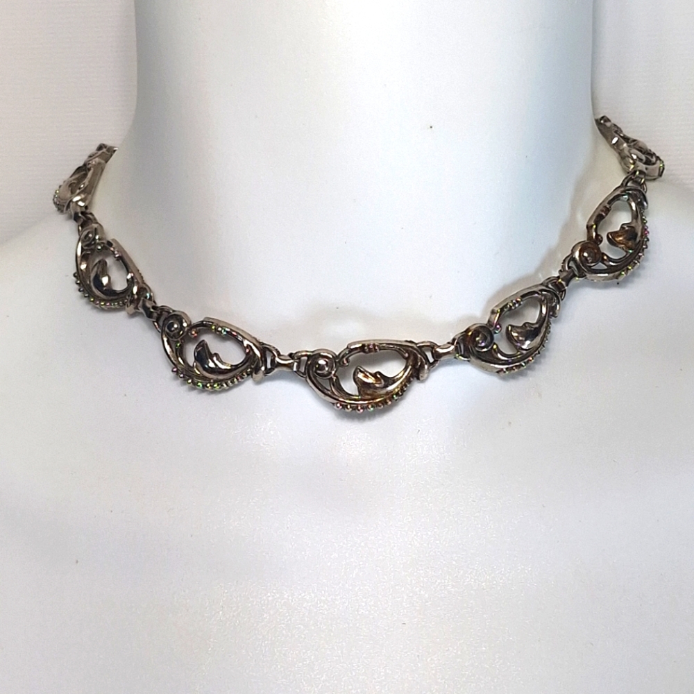 Sculptural Leaf Design Links Silver Art Deco Collar Necklace